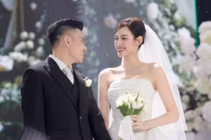 Hé lộ lý do dàn hoa, á hậu đình đám vắng mặt trong đám cưới Đỗ Thị Hà?