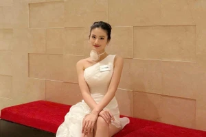 Thời trang biến hóa ấn tượng của Hoa hậu Ý Nhi tại Miss World 2025