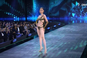 Màn trình diễn bikini thăng hoa của Quế Anh tại Miss Grand International 2024