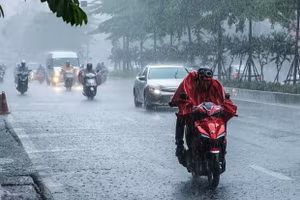 Bão Ragasa chuẩn bị gây mưa lớn cho khu vực Bắc Bộ, Thanh Hóa, có nơi trên 400mm
