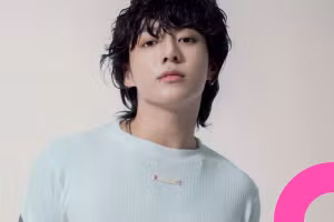 Em út BTS lập kỷ lục chưa từng có dù đang nhập ngũ