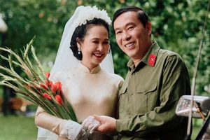 NSND Lan Hương – NSƯT Đỗ Kỷ làm 'cô dâu, chú rể thời bao cấp'