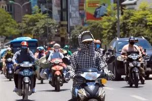 Đông Nam Bộ nắng nóng gay gắt kéo dài, có nơi gần 40 độ C