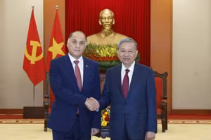 Tổng Bí thư Tô Lâm tiếp Thư ký Hội đồng An ninh quốc gia Belarus