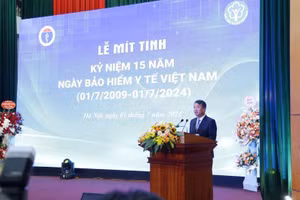 Kỷ niệm 15 năm ngày BHYT Việt Nam: Cả nước chung tay vì mục tiêu BHYT toàn dân