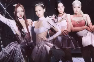 BLACKPINK chính thức quay MV mới, sẵn sàng cho màn trở lại bùng nổ