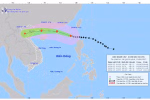 Siêu bão Ragasa mạnh cấp 17, mỗi giờ đi được khoảng 20km và tiếp tục mạnh lên