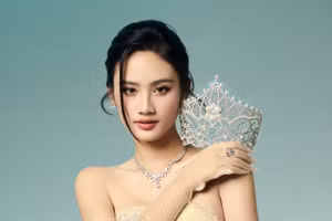 Hoa hậu Ý Nhi 'tạm' rút lui khỏi showbiz