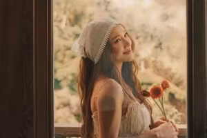 Nhã Phương gây sốt với màn về dáng thần tốc sau sinh