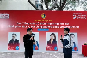 Học sinh Trường THPT Việt Đức hào hứng 'mở khóa' tư duy ngoại ngữ