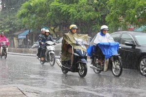 Bão số 7 suy yếu thành áp thấp nhiệt đới gây mưa rào và dông khu vực Bắc Bộ