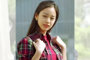 Nữ diễn viên U50 xinh đẹp đến mức được săn đón nồng nhiệt mỗi khi ra khỏi nhà