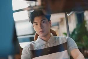 HIEUTHUHAI gây sốt với phong cách thời trang đẳng cấp tại Thái Lan