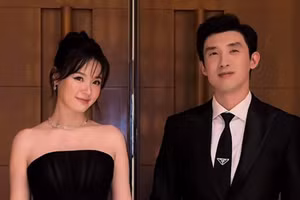 Vợ chồng Midu tình tứ dự tiệc, tay trong tay không rời