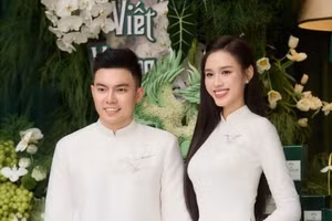 Đỗ Thị Hà lần đầu công khai diện mạo điển trai của ông xã trong ngày trọng đại
