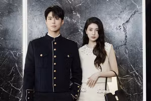 Park Bo Gum tình tứ cùng tình tin đồn Suzy gây bão mạng