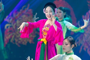 NSND Thu Huyền cùng loạt nghệ sĩ trẻ nổi tiếng tham gia 'Chào năm mới 2026'