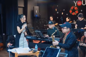 Diva Hồng Nhung nói 'trên đời mới có một' sau khi bị hủy show đột ngột