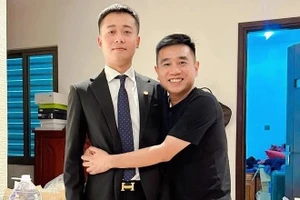 Tiến Nguyễn liên tục có động thái đặc biệt, team Quang Linh Vlogs quay trở lại?