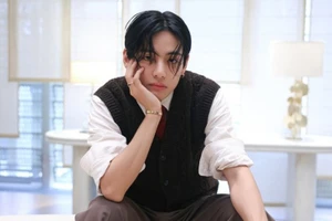 Chưa đăng video nào, TikTok của V(BTS) đã cán mốc hơn 3 triệu người theo dõi 