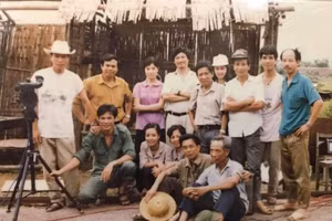 NSƯT Chiều Xuân bật khóc xem lại phim đầu tiên của Văn nghệ Chủ nhật