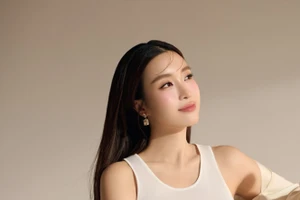 Loạt ảnh đời thường giản dị nhưng vô cùng viên mãn của Hoa hậu Đỗ Mỹ Linh