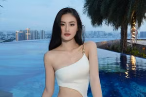 Hoa hậu Ý Nhi khoe vóc dáng nuột nà trước thềm Miss World 2025