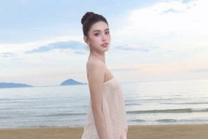 Hoa hậu Tiểu Vy khoe trọn sắc vóc ‘ngàn năm có một’ với phong cách tối giản