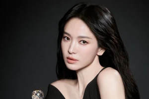 Nhan sắc gây ngỡ ngàng ở tuổi U50 của Song Hye Kyo