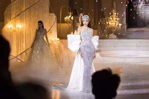 Lê Hoàng Phương 'càn quét' loạt sàn diễn, khẳng định vị trí Top Model