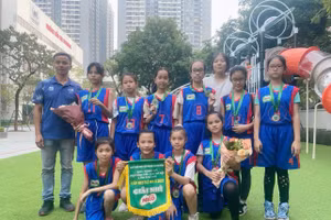 Không còn chú trọng vào điểm số, cha mẹ Việt đang thay đổi cách nuôi con