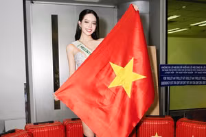 Hoa hậu Thanh Thủy mang 150kg hành lý dự thi Miss International 2024