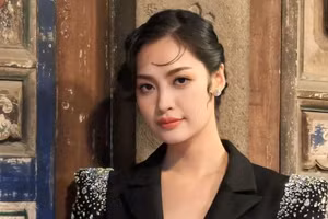 Từng vướng tin đồn hẹn hò đồng giới, nàng hậu Việt bất ngờ công khai bạn trai