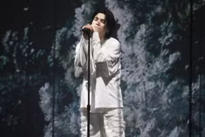 Âm thầm xuất ngũ, Suga (BTS) xin lỗi người hâm mộ 