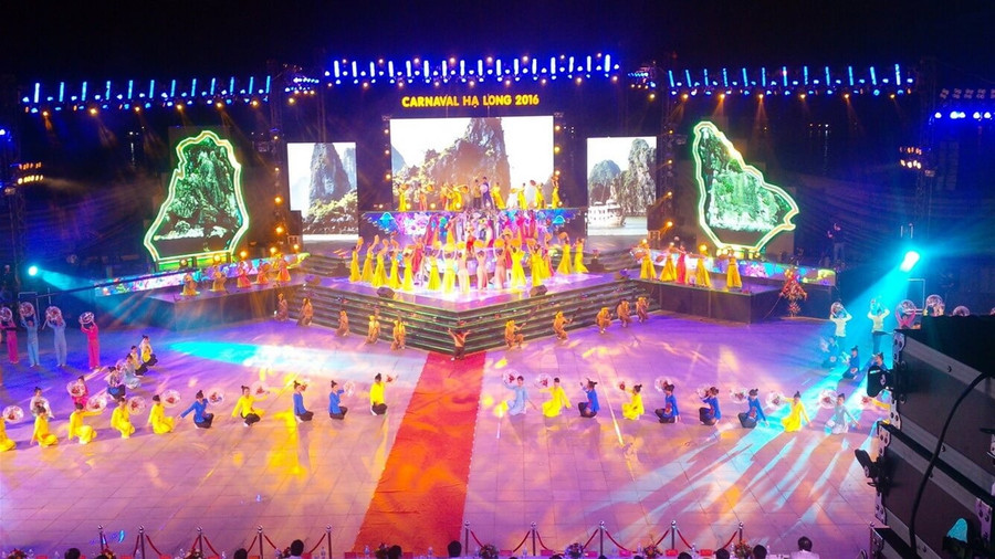 Quang cảnh lễ hội Carnaval Hạ Long 