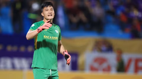 Những hợp đồng bom tấn của bóng đá Việt Nam tuần qua