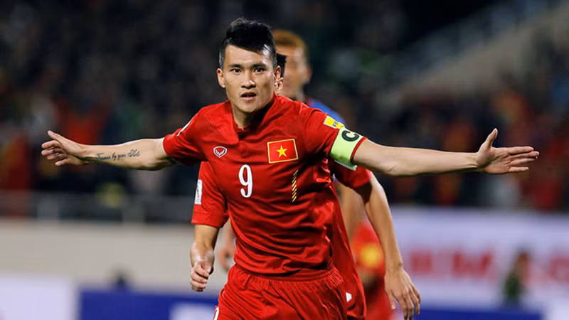 Top 8 cầu thủ ghi nhiều bàn thắng nhất cho đội tuyển Việt Nam
