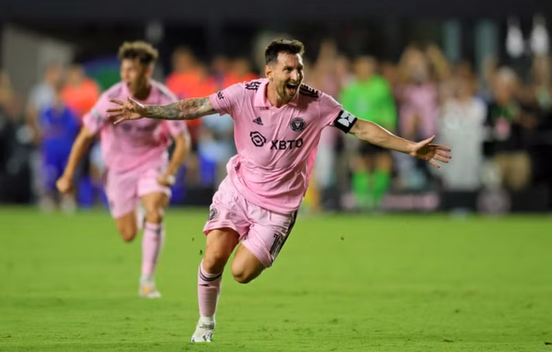 Chốt thời điểm Messi so tài Ronaldo tại châu Á