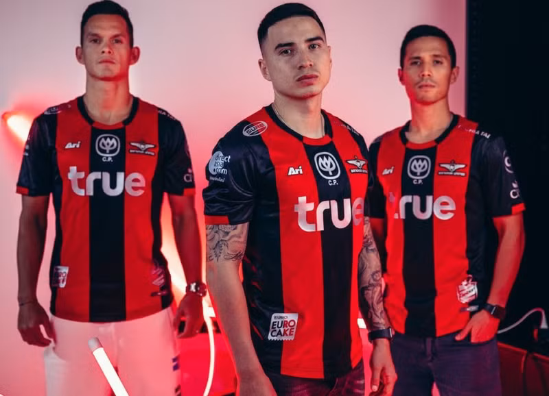 Ở khu vực phía Đông, 5 đội đầu bảng đã chắc suất giành vé đi tiếp vào vòng 16 đội là: Bangkok United (Thái Lan), Shandong Taishan (Trung Quốc), Ventforet Kofu (Nhật Bản), Kawasaki Frontale (Nhật Bản) và Pohang Steelers (Hàn Quốc). Xác định 8 đội bóng đi tiếp ở AFC Champions League