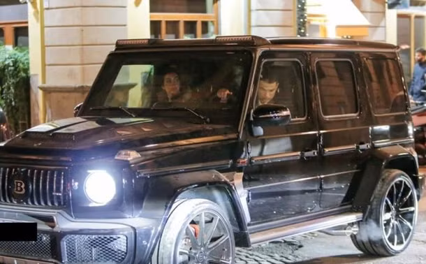 C.Ronaldo sở hữu dàn xe siêu sang, đỉnh nhất trong dàn sao bóng đá