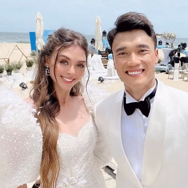 Loạt ảnh đáng yêu con trai thủ môn Bùi Tiến Dũng 