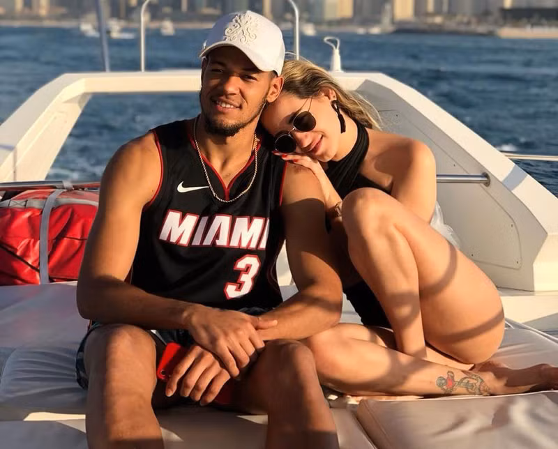 Nhan sắc thiên thần của vợ sắp cưới tiền vệ Newcastle