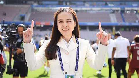 Chủ tịch Bóng đá Thái Lan rút lui, cơ hội cho Madam Pang