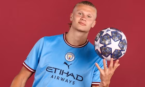 Vượt mặt Messi, cầu thủ này dẫn đầu top 10 cầu thủ kiếm tiền giỏi nhất 2023