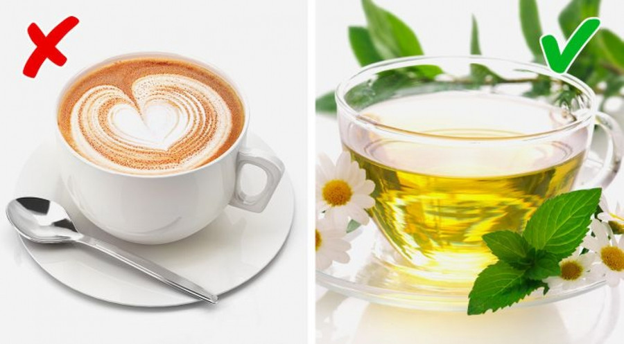 8 loại thực phẩm giúp cơ thể tỏa hương hấp dẫn ảnh 2 Trà thảo mộc là một nguồn cung chất chống oxy hóa tuyệt vời cho cơ thể. Do đó, khi cơ thể càng ít độc tố sẽ càng có mùi thơm. Mặt khác, cà phê hoặc bất kỳ đồ uống có chứa caffein có thể khiến cơ thể có mùi khó chịu.