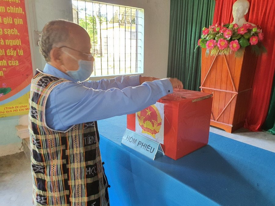 Hỗ trợ người mắc COVID-19 tham gia bầu cử ảnh 2