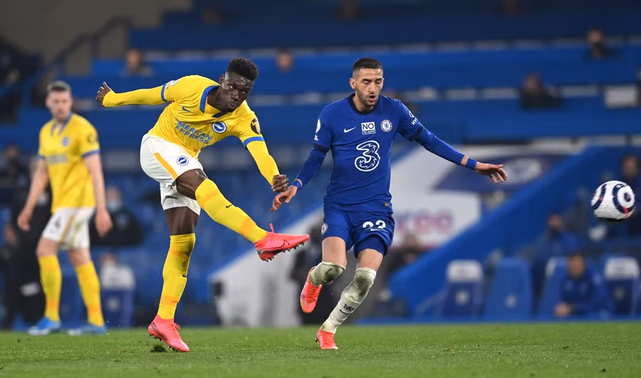 Welbeck suýt mang về chiến thắng cho Brighton. (Ảnh: Getty)