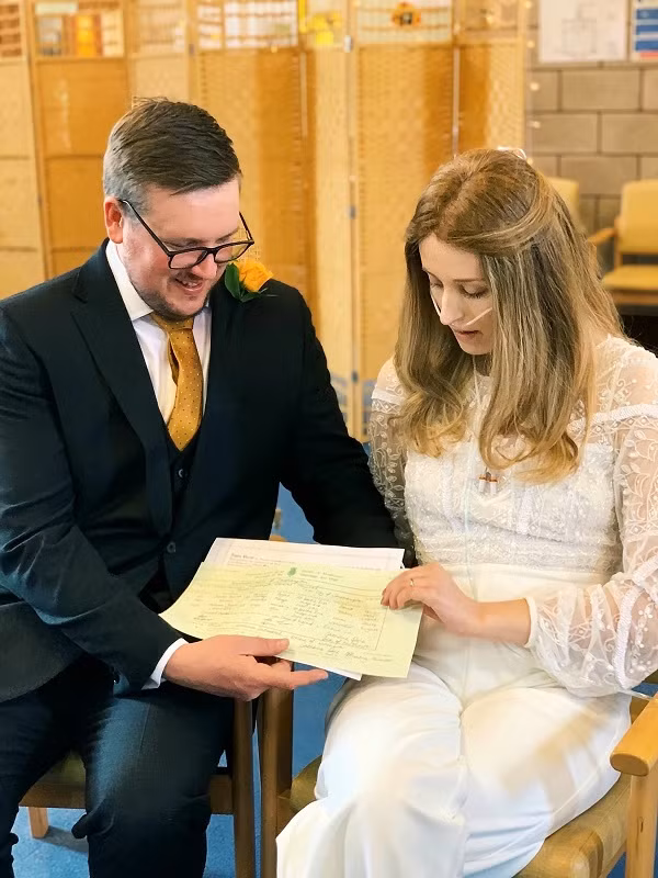 Chỉ một tháng sau khi kết hôn, Tash qua đời.