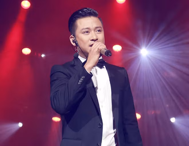 Ca sĩ Tuấn Hưng đã hoạt động nghệ thuật hơn 20 năm.