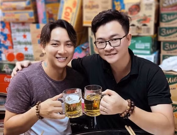 Hoài Lâm sau thời gian dài chữa bệnh.